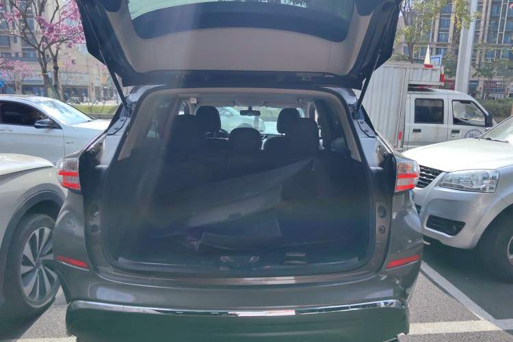 Used Nissan Murano 2021 2.5L XE Two-Wheel Drive Elite Edition
