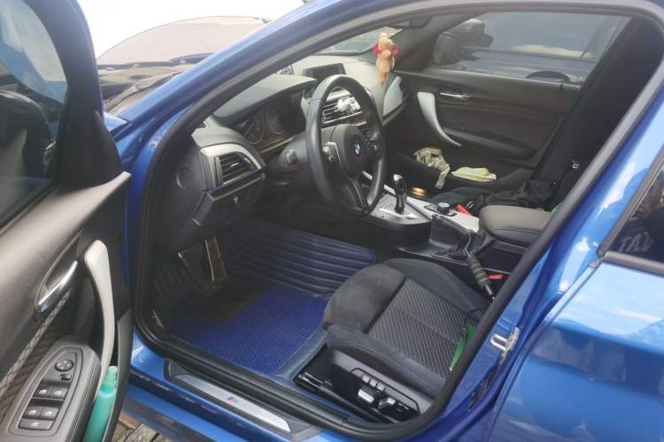 Used BMW 1 Series 2015 120i Sport Design Package
