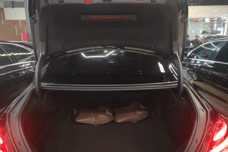 Used Mercedes-Benz E-Class 2020 Restyled E 300 L Exclusive Edition
