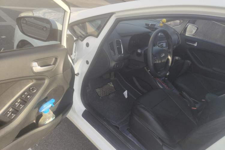 Used Kia K3 2015 1.6L Automatic GL
