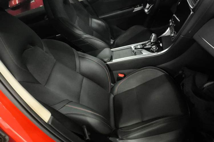 Used Lynk & Co 01 2017 2.0T Four-Wheel Drive Pro Edition
