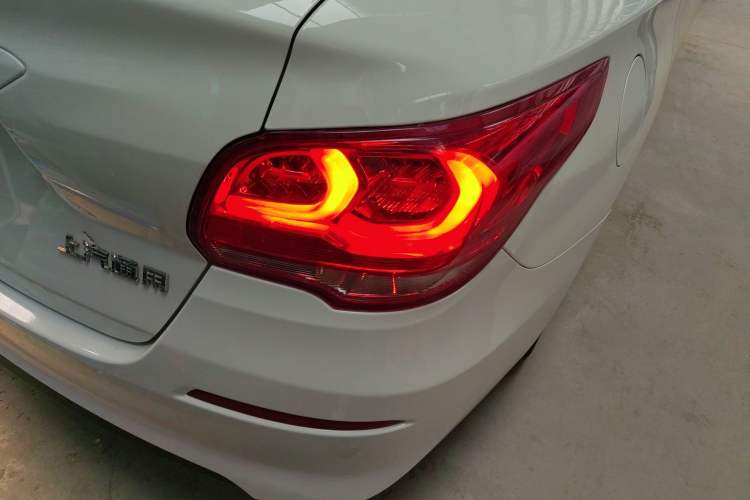 Used Chevrolet Cavalier 2019 320 Automatic Enjoyment with Sunroof
