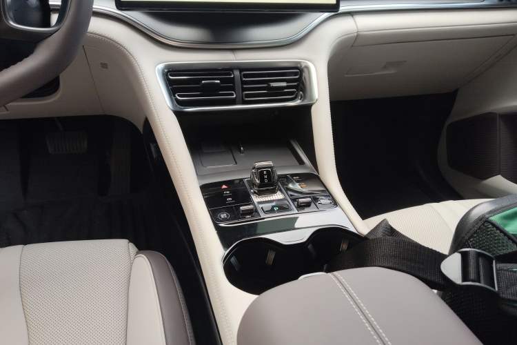 Used BYD Song PLUS New Energy 2025 DM-i 112KM Prestige Model