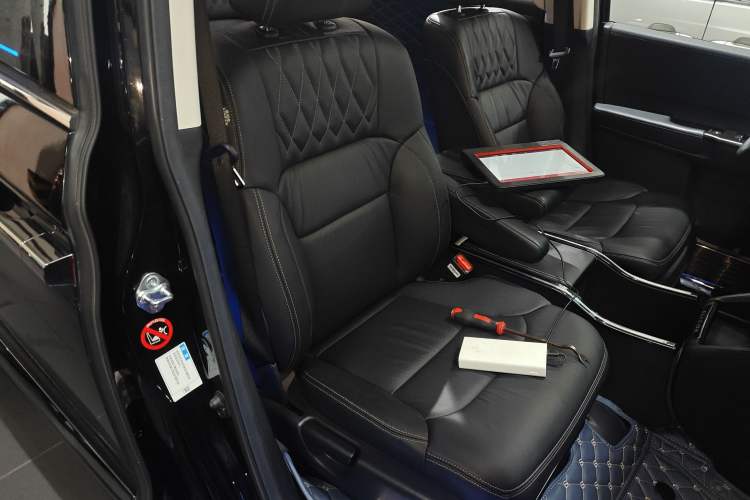 Used Honda Elysion 2019 2.0L Hybrid Supreme Edition