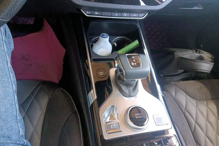 Used Hongqi HS5 2019 2.0T Smart Connect Flagship Edition
