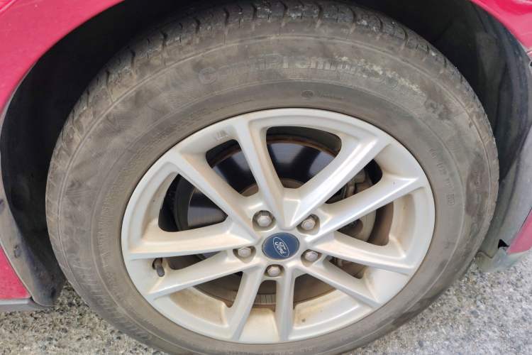 Used Ford Focus 2015 Hatchback EcoBoost 125 Automatic Supreme Style Edition