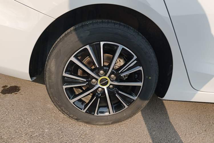 Used Roewe i5 2021 1.5L CVT Diamond Edition
