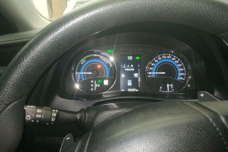 Used Toyota Levin 2017 Revised Dual-Engine 1.8H GS E-CVT Elite Sunroof Version China V Standard
