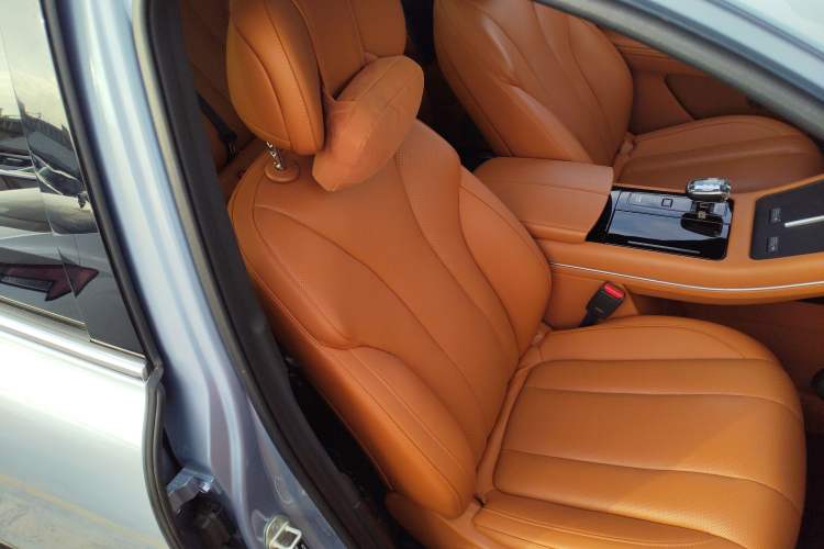 Used Hima AITO M7 2024 1.5T Intelligent Drive 4WD Ultra Version 5 Seats
