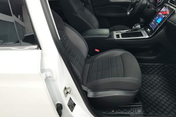 Used Roewe RX5 2020 PLUS 300TGI Automatic Ali New Year Special Edition