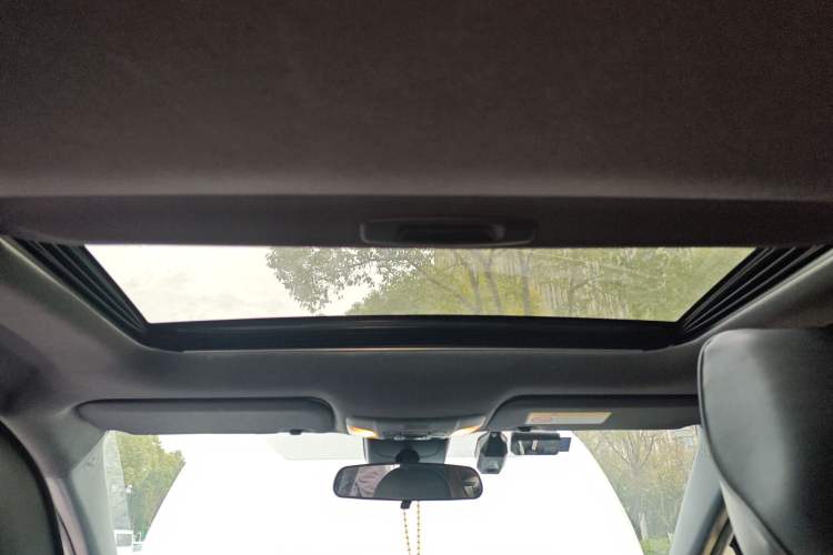 Used Toyota Levin 2022 Dual-Engine 1.8H E-CVT Luxury Edition
