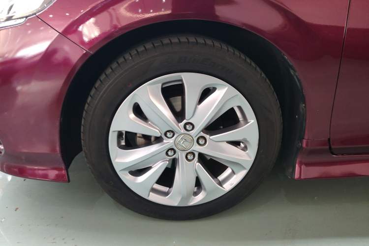 Used Honda Jade 2017 1.8L automatic Comfort version 5 seats