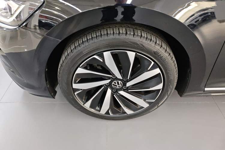 Used Volkswagen Passat 2022 330TSI Elite Edition Custom Version