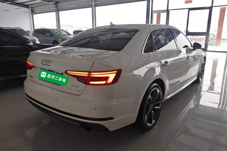Used Audi A4L 2018 30th Anniversary Edition 40 TFSI Sport Edition