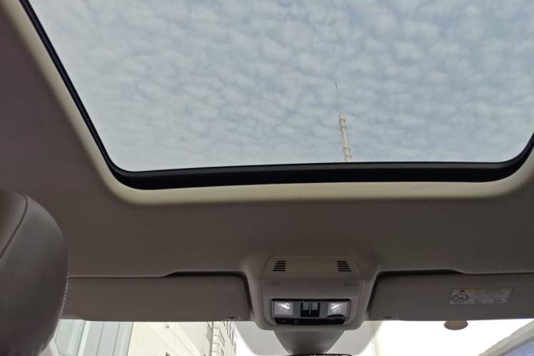 Used Volkswagen Viloran 2024 330TSI Luxury Edition