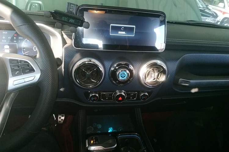 Used BAIC Off-Road BJ40 2020 2.0T Automatic Four-Wheel Drive Urban Hunter Edition Chivalrous Type