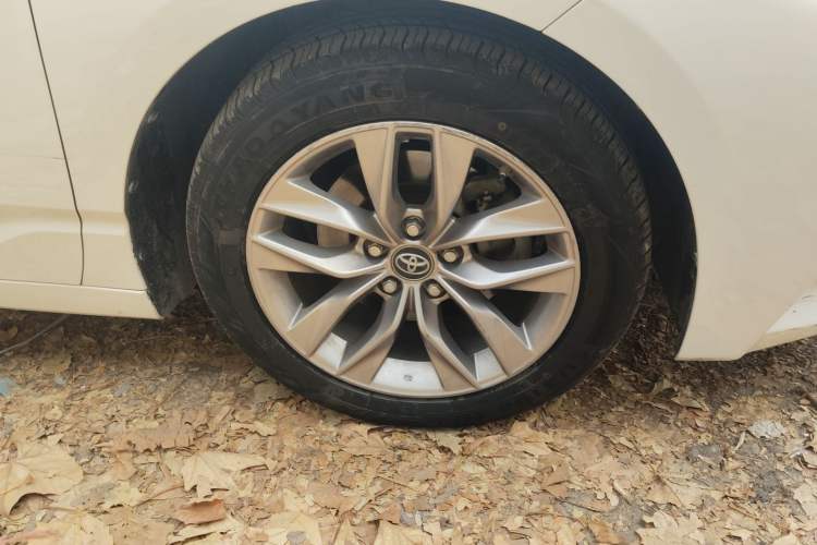 Used Toyota Avalon 2019 2.5L Ambition Version China VI Standard
