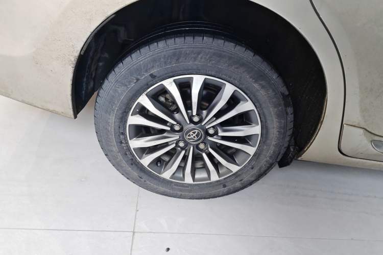 Used Toyota Corolla 2017 Revised Version 1.2T S-CVT GL-i
