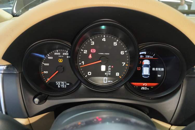 Used Porsche Macan 2014 Macan 2.0T
