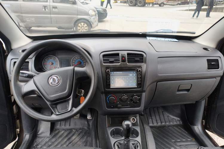 Used Dongfeng Fengon 330 2014 1.5L Manual Utility Version DK15
