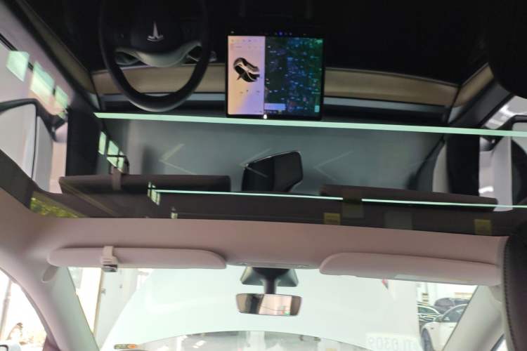 Used Tesla Model Y 2021 Long-Range All-Wheel-Drive Version 3D7