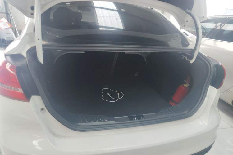 Used Ford Focus 2017 Sedan 1.6L Automatic Comfort Plus SmartDrive Edition
