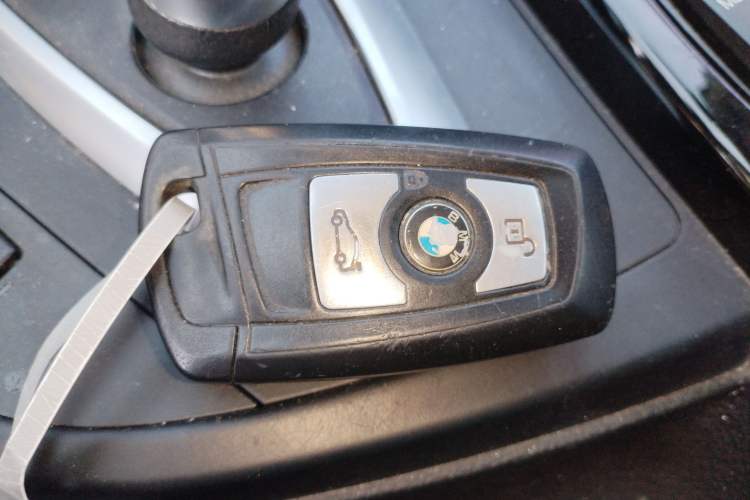 Used BMW 3 Series GT 2018 320i Sport Edition
