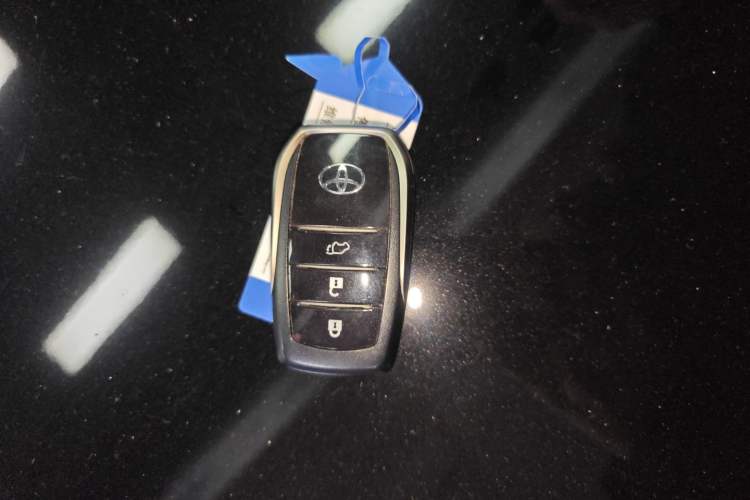 Used Toyota Highlander 2021 2.0T Four-Wheel Drive Prestige Version 7 Seats