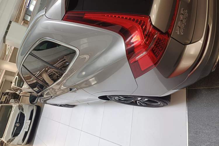 Used Volvo XC60 2019 T5 4x4 Smart Edition China V Standard
