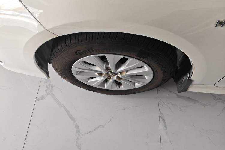 Used Toyota Corolla 2022 Dual-Motor 1.8L E-CVT Pioneer Edition
