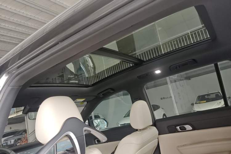 Used Li Auto ONE 2020 Extended-Range 6-Seater Version
