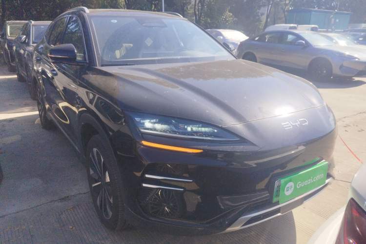 Used BYD Song PLUS New Energy 2025 EV Intelligent Driving Version 520km Premium Model
