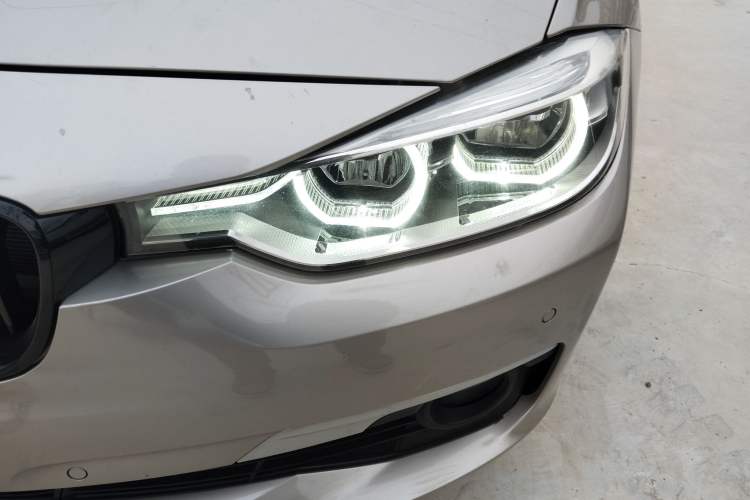 Used BMW 3 Series 2019 320Li Fashion Model
