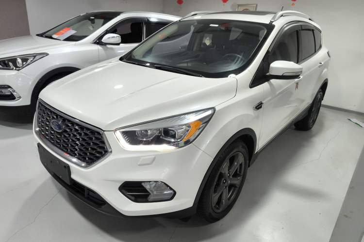 Used Ford Kuga 2019 EcoBoost 180 Two-Wheel-Drive Titanium Plus Model China V Standard
