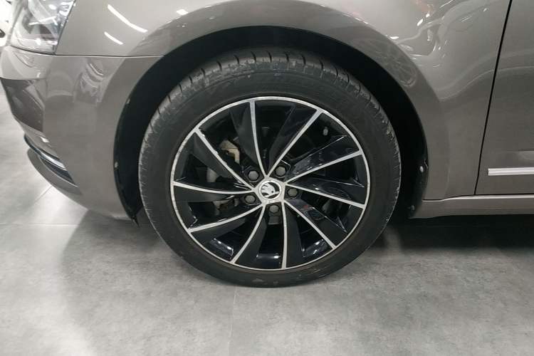 Used Skoda Octavia 2018 TSI280 DSG Flagship Edition
