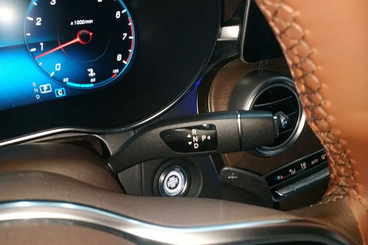 Used Mercedes-Benz GLC 2020 GLC 300 L 4MATIC Dynamic Edition
