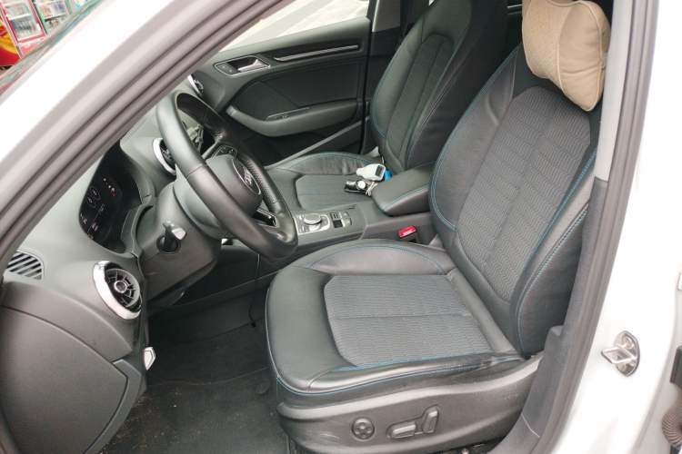 Used Audi A3 2019 Limousine 35 TFSI Fashion Edition China VI Emission Standard
