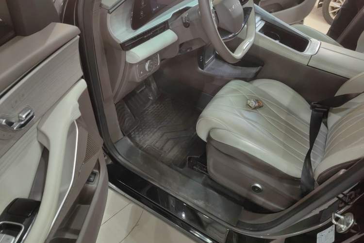 Used  Stellar C-DM 2024 1.5T Long-Range Pro
