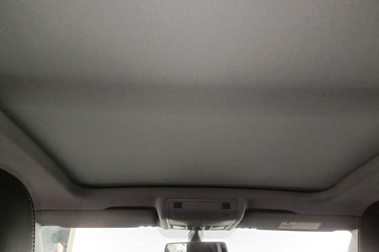 Used Volkswagen Tacqua 2023 200TSI DSG Joy-Connect Edition