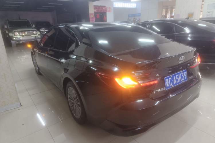 Used Toyota Camry 2024 Dual-Motor 2.0 HGVP Luxury Edition