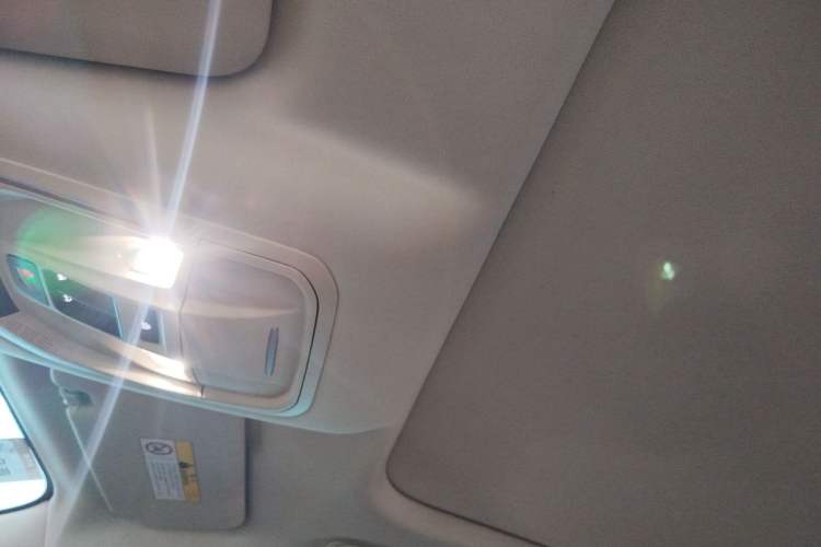 Used ORA Good Cat 2022 400km Standard Range Premium Version Lithium-Ion Battery
