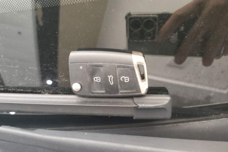 Used Volkswagen Golf 2016 230TSI Automatic Luxury Version
