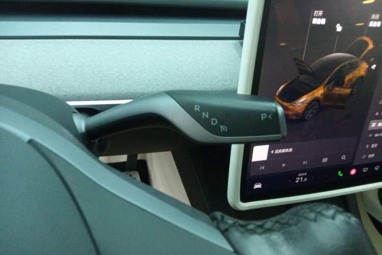 Used Tesla Model Y 2024 Long-Range All-Wheel-Drive Version