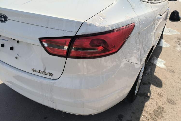 Used Ford Escort 2017 Revised Version 1.5L Automatic Comfort Edition