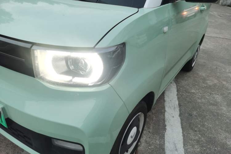 Used Wuling Hongguang MINIEV 2022 Macaron Premium Model – Lithium Ternary Battery
