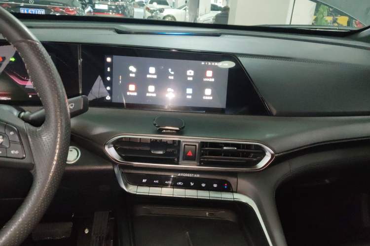 Used Changan UNI-T 2020 1.5T Prestige Version
