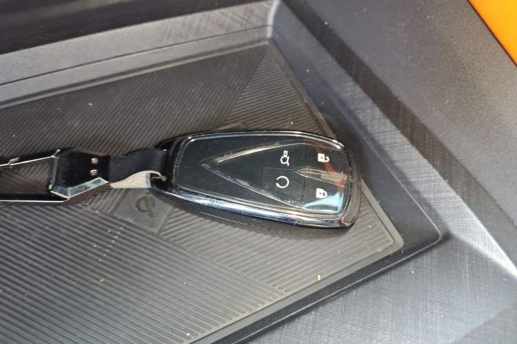 Used Changan UNI-V 2022 1.5T Prestige Version