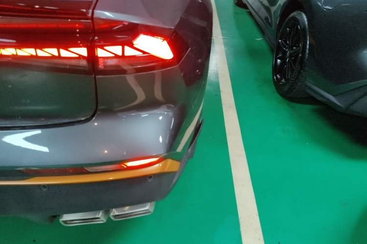 Used Changan UNI-V 2024 1.5T Prestige Sport Edition
