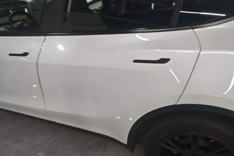 Used Tesla Model Y 2024 Rear-Wheel-Drive Version
