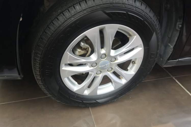 Used Haval M6 2019 1.5T DCT Two-Wheel Drive Value Edition China VI Standard
